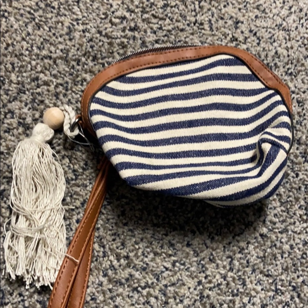 Hand purse